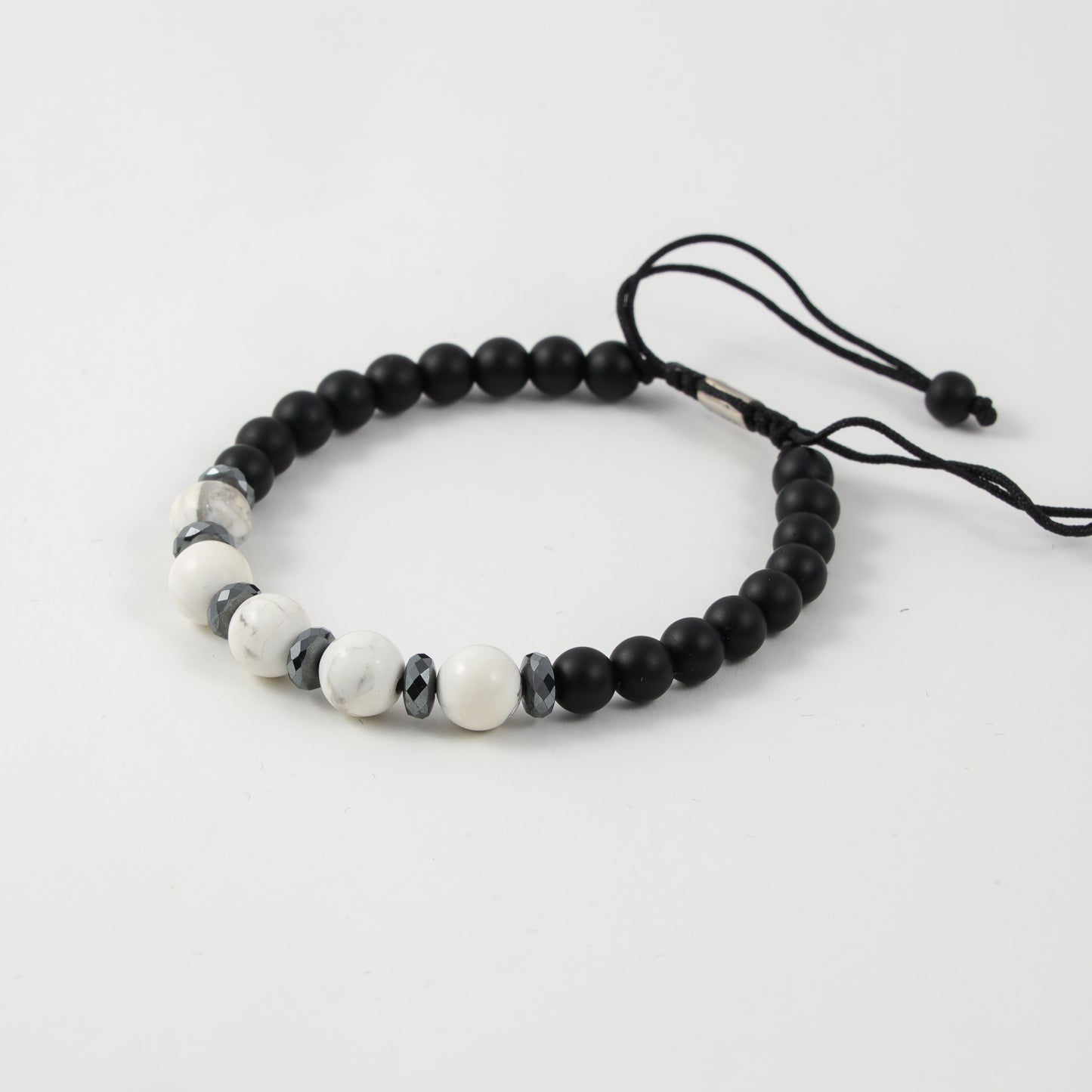 Howlite and onyx Kuffs for men