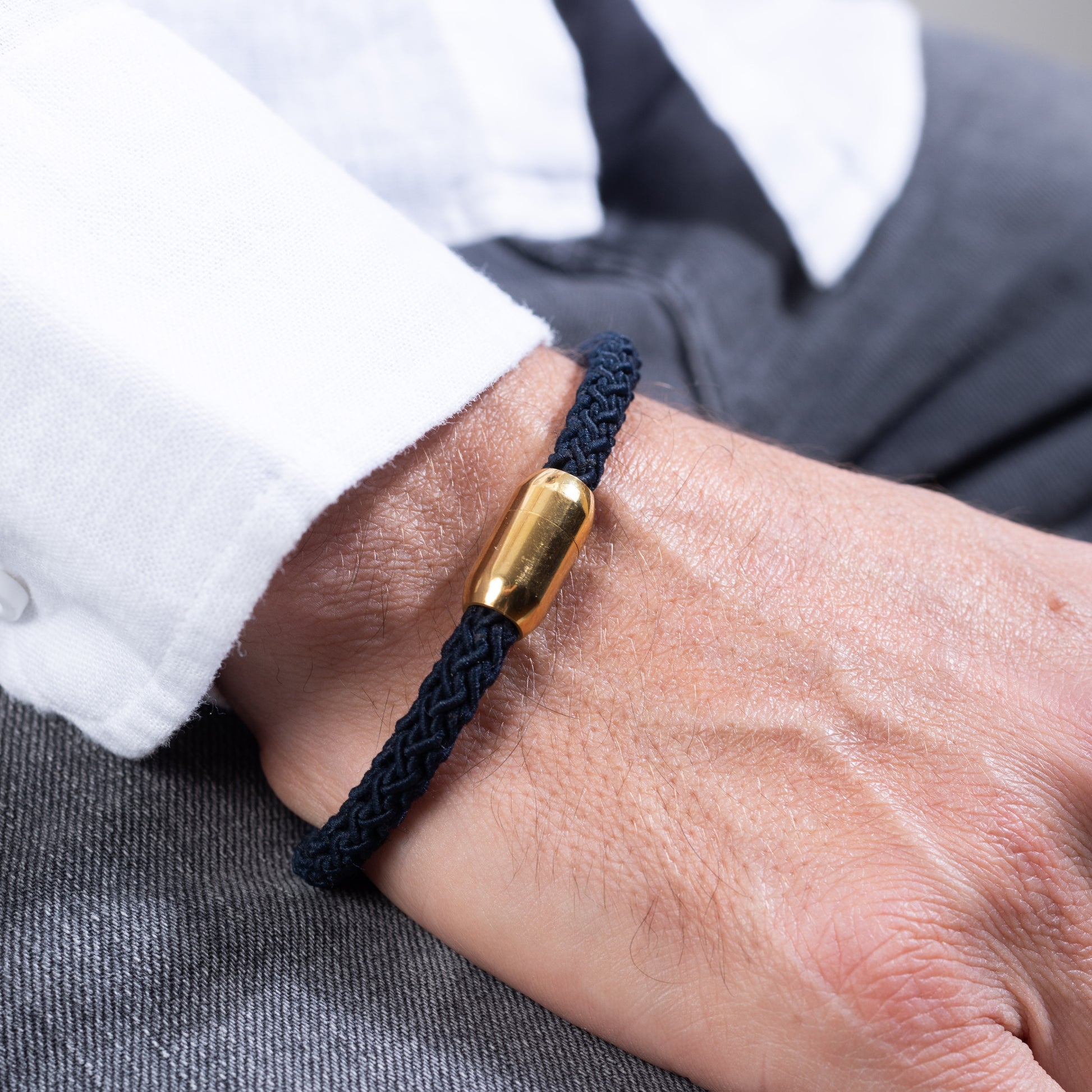 Navy blue polyester with magnetic lock Kuffs Mens Bracelet